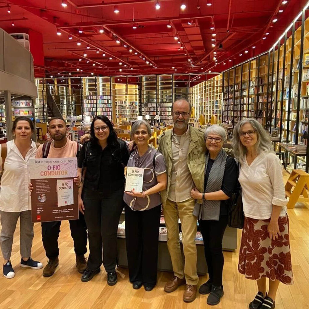 Lançamento de "O fio condutor" em SP