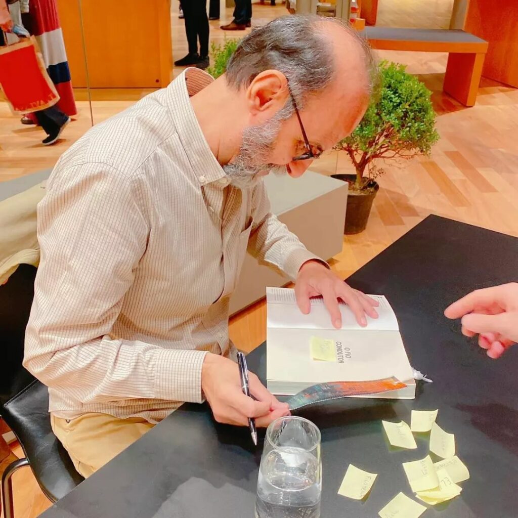 Lançamento de "O fio condutor" em SP